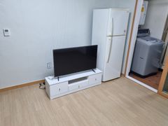 Studio apartment in a walkable neighborhood 9th image
