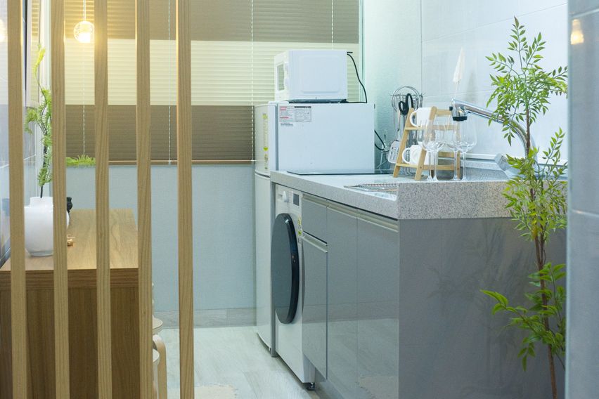 강남 신논현 퀸2 1층