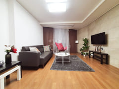 Two-room unit just a 1-minute walk from Haeun 0th image