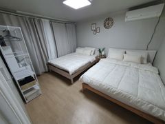 Hongdae Station 1.5-room 202 0th image