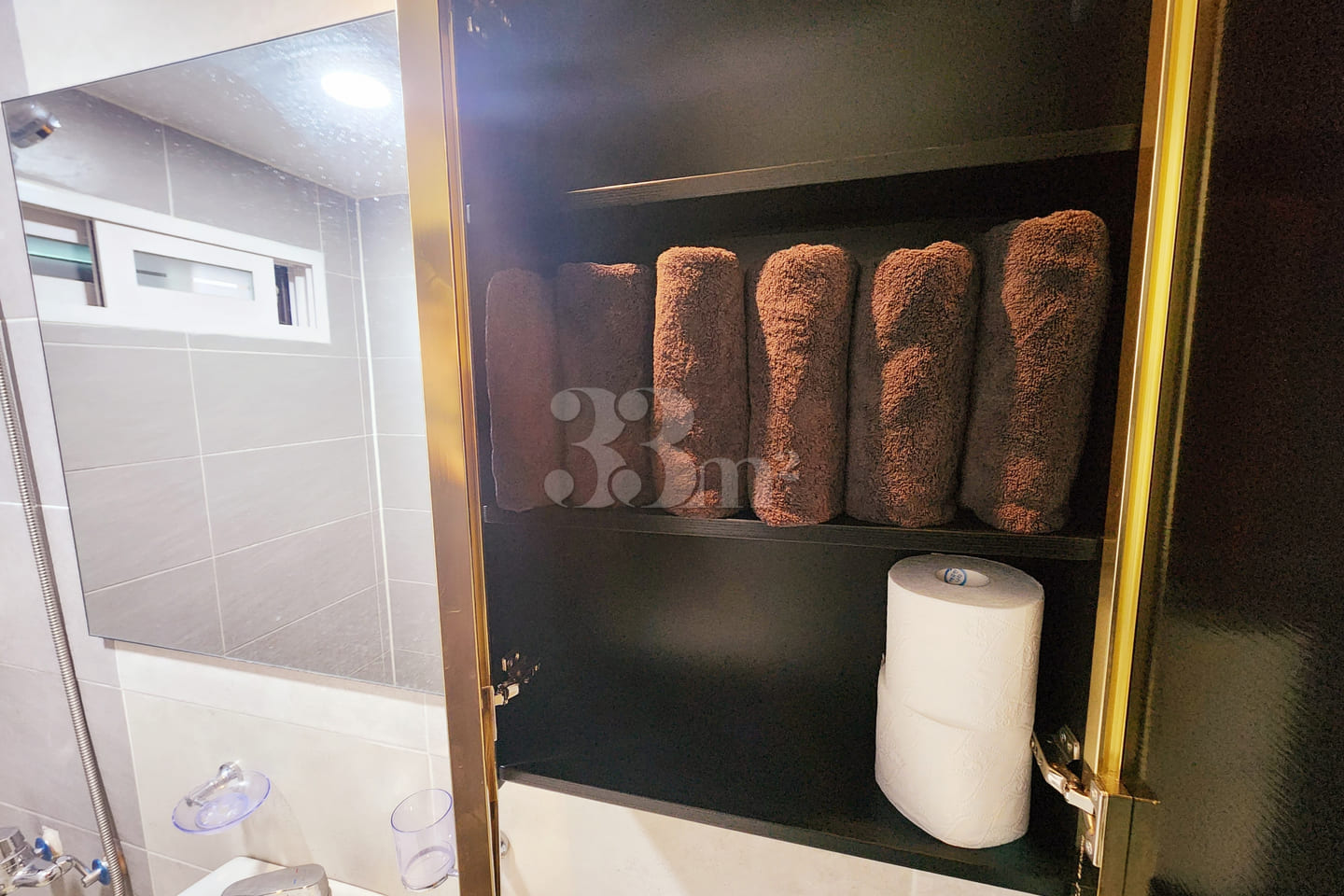 Cozy and pretty studio apartment 10th image