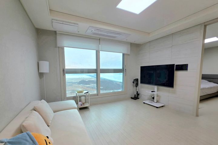 Home with a great view, 5 minutes from Cheong 0th image