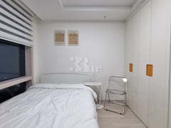 Centum Primo, fully furnished, short-term ren 5th image