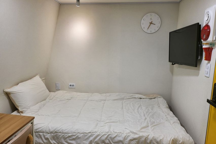 신촌3분홍대10분604