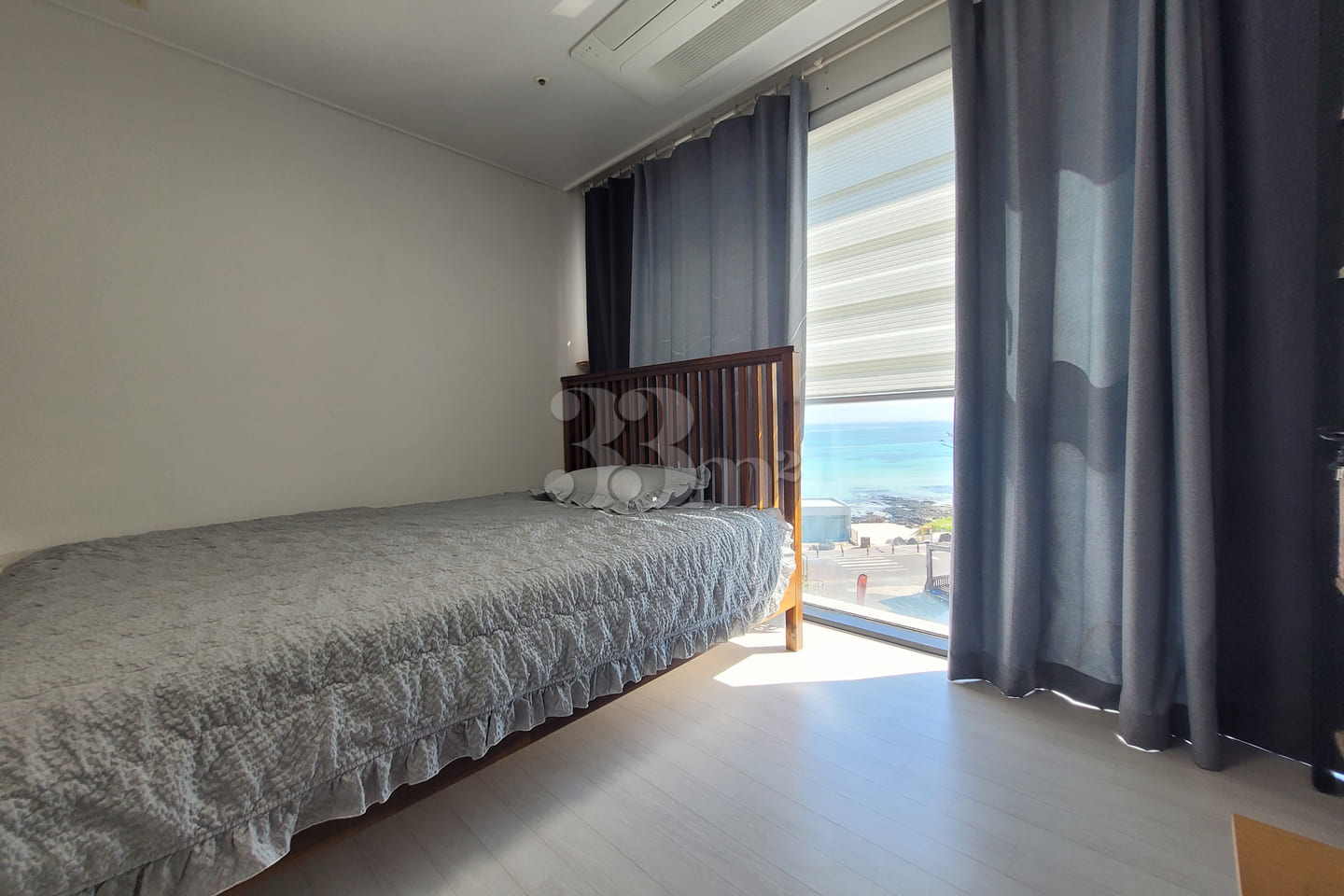 Fully furnished ocean view apartment in front 0th image