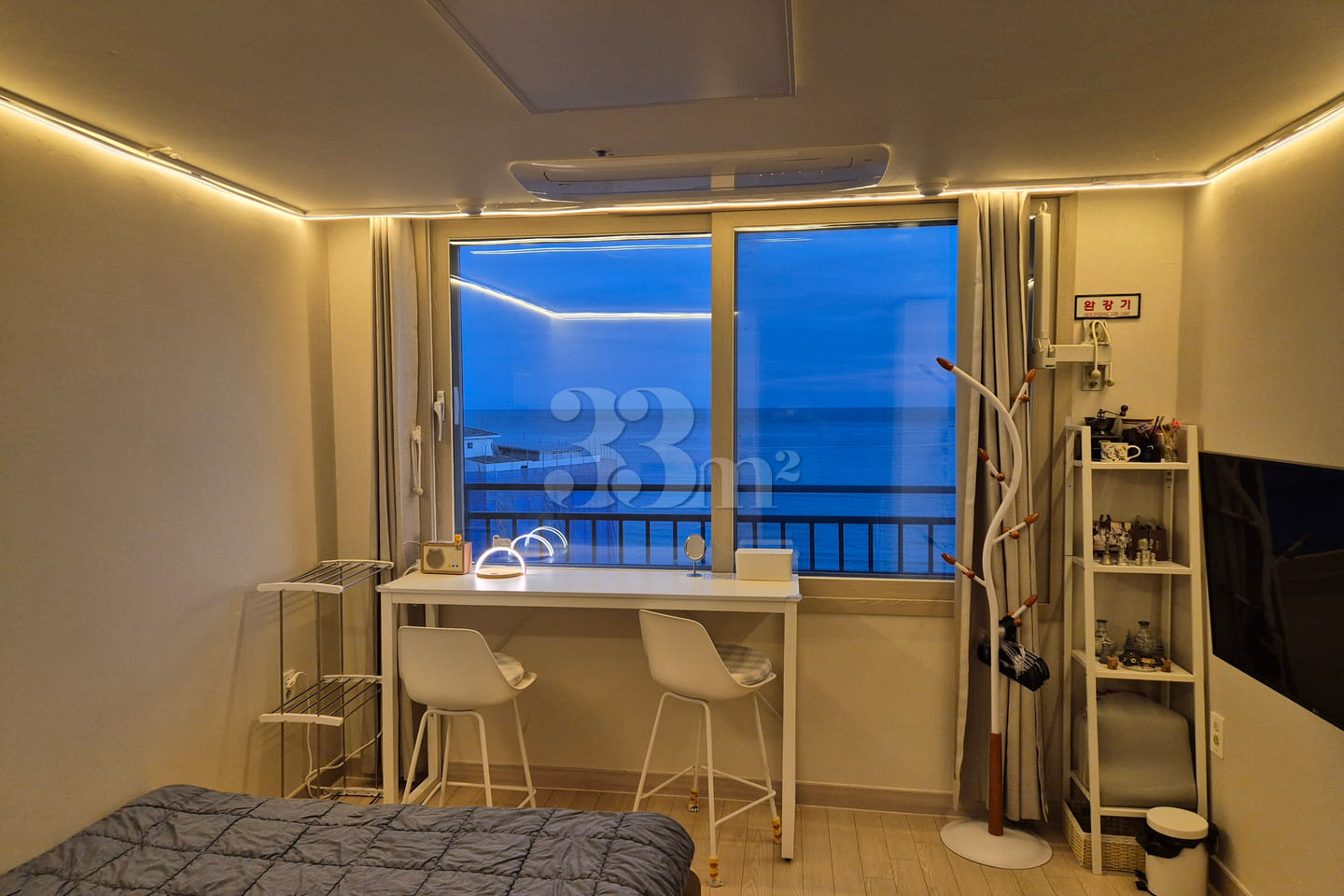 Songjeong Beachfront ♡ One-Month Stay 0th image