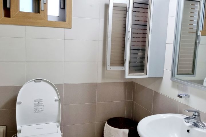 Seogwipo Short-Term Rental A5 14th image
