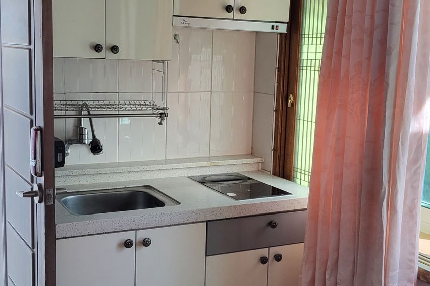 단독주택 옆방임 3번째 이미지