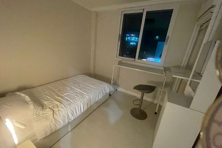 Room 1 4th image