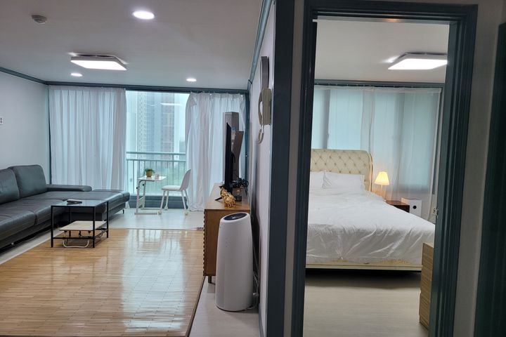 Three-room apartment near Jije Station 2th image