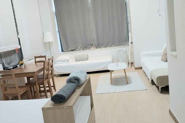 W House 9th image