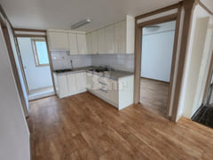 Villa in Neungpyeong-dong, near Seongnam and 2th image