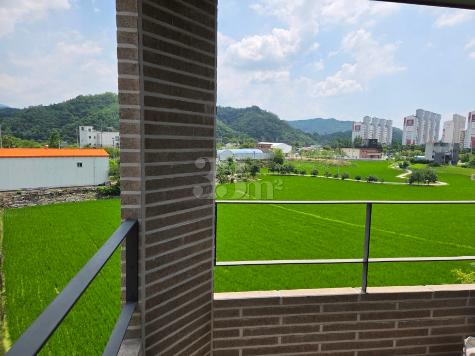 30-pyeong duplex, true south-facing 4th image