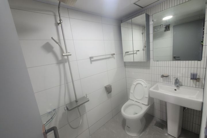 Yangyang Yuhwa 5th image