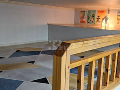 Charming second-floor studio apartment 10th image