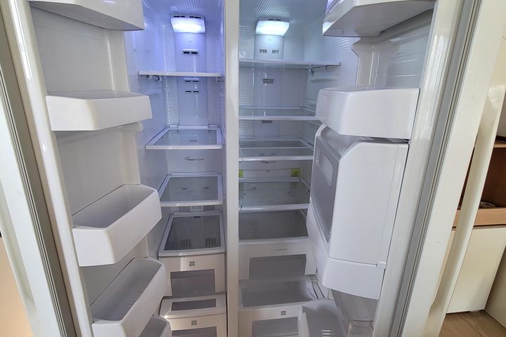 Newly built apartment within walking distance 9th image