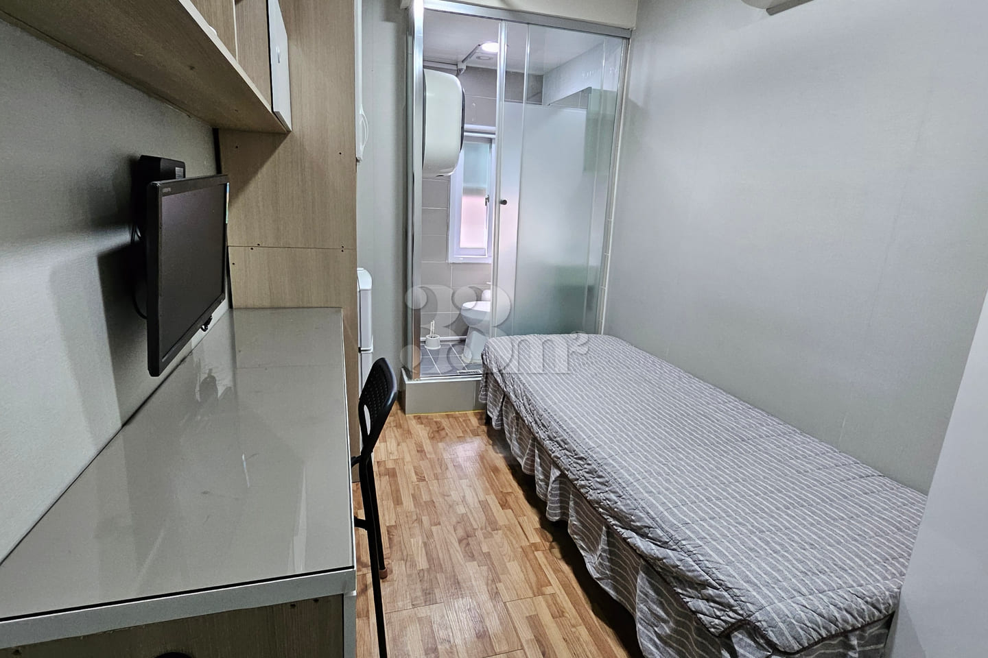 Lair Residence Single Room 4th image