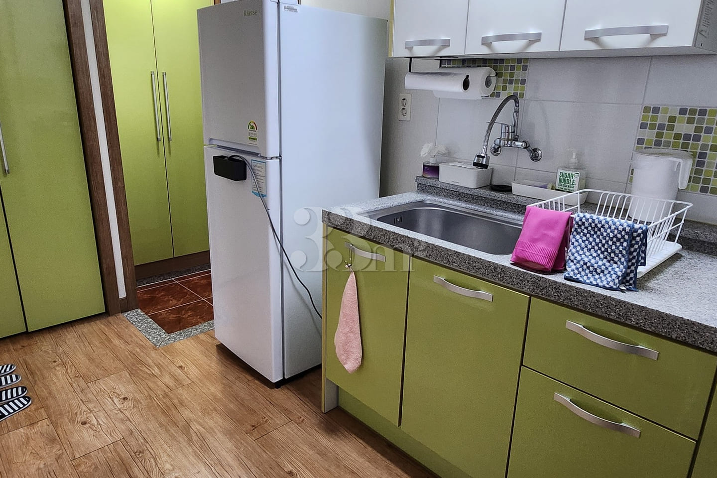 Yeongildae nearby, fully furnished, 301 11th image