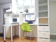Room 103 0th image