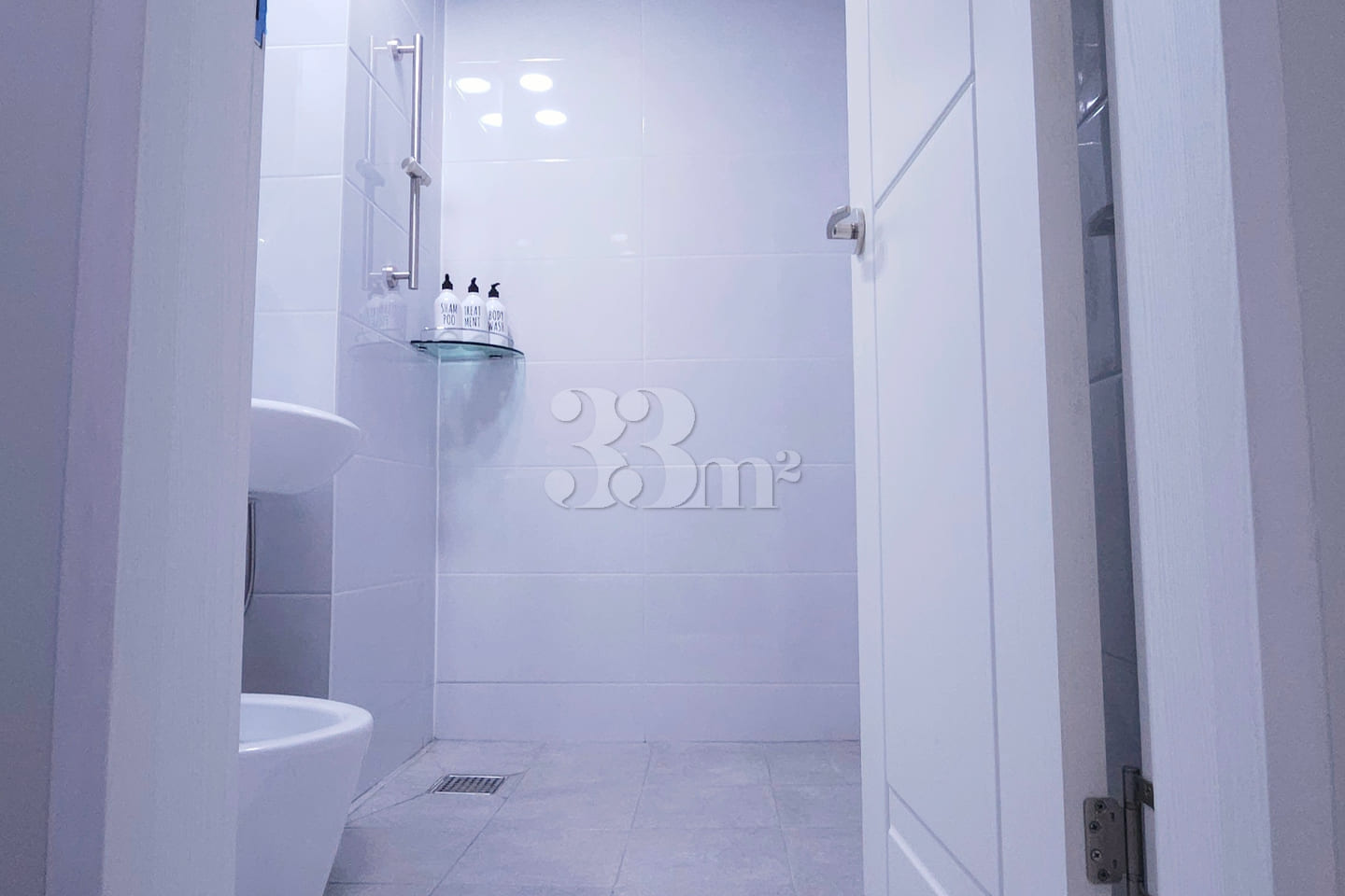 Studio Apartment 3 – 2-Minute Walk from Kkach 2th image