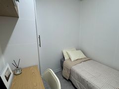 Mini-room with an internal window 7th image