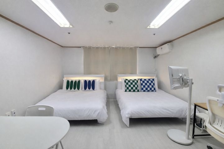 🏡신촌초역세권+넓은집🏡 0번째 이미지