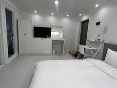 Villard Compiroom R5 0th image