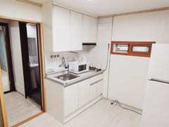 Fully furnished studio (Unit 4) with parking 10th image