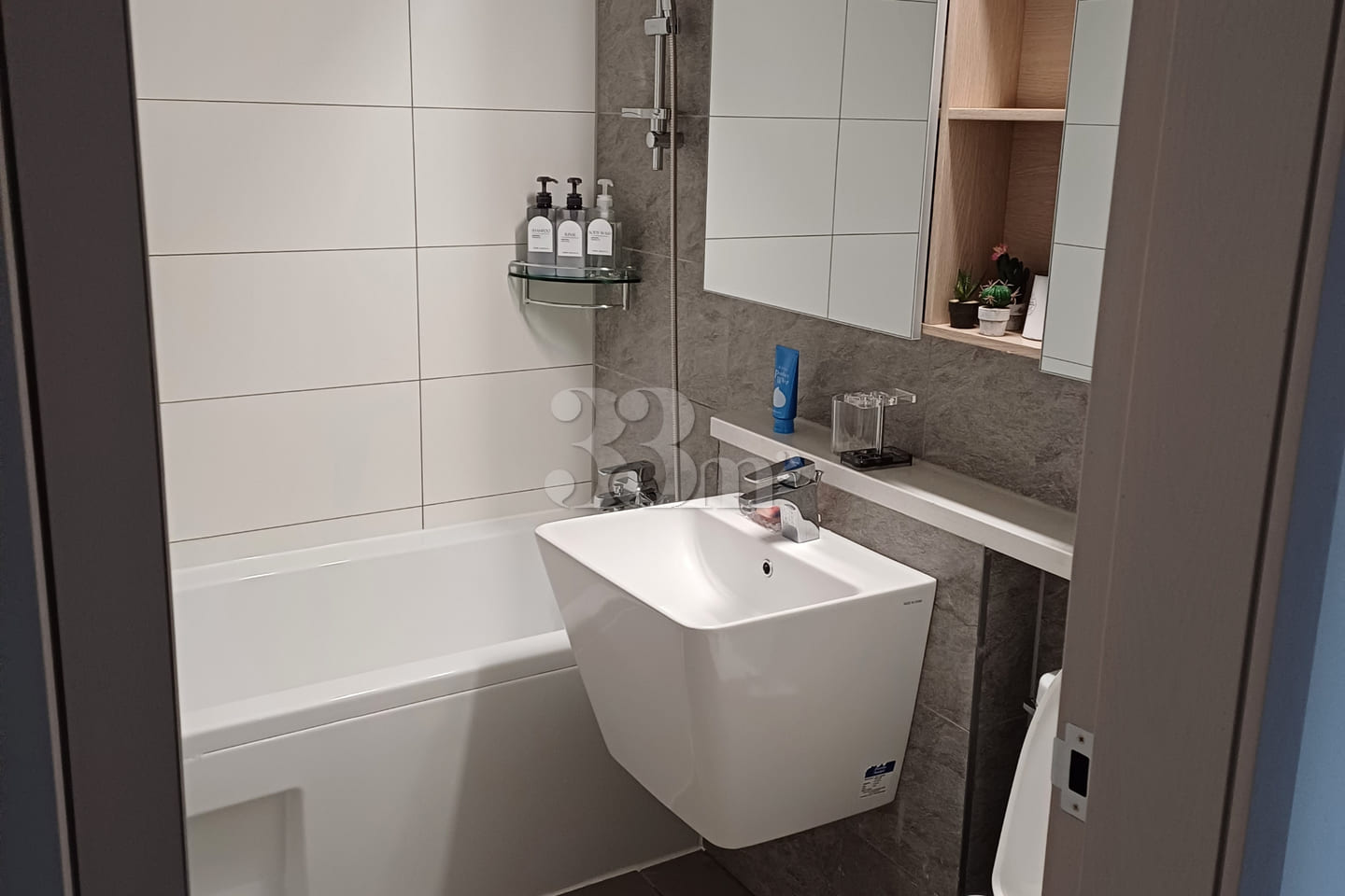 ๐ก Fully Furnished) Super High-Rise Apartment 15th image