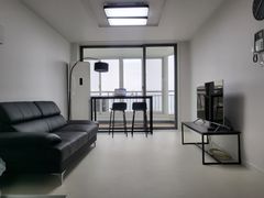 3-bedroom apartment with an ocean view 1th image
