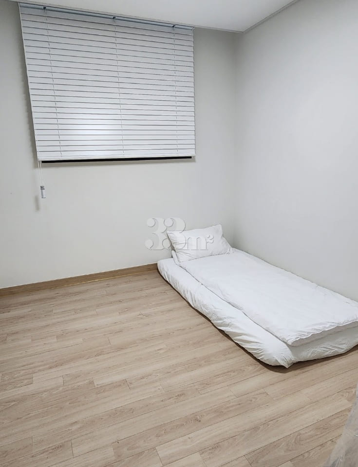 Two-room unit near Songjeong Beach 10th image