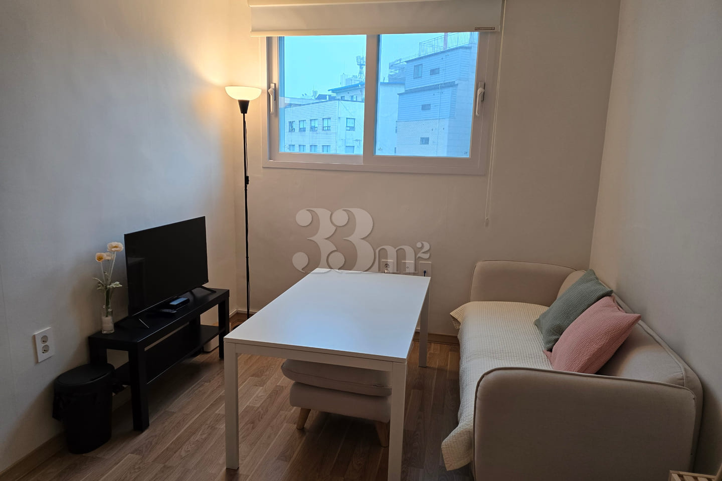 Room 301 3th image