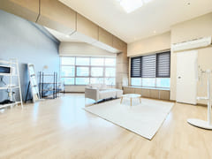 Spacious house in the Dunsan-dong/City Hall S 0th image