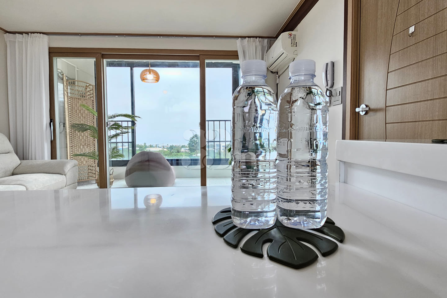 West-facing / Stunning view / Fully furnished 4th image