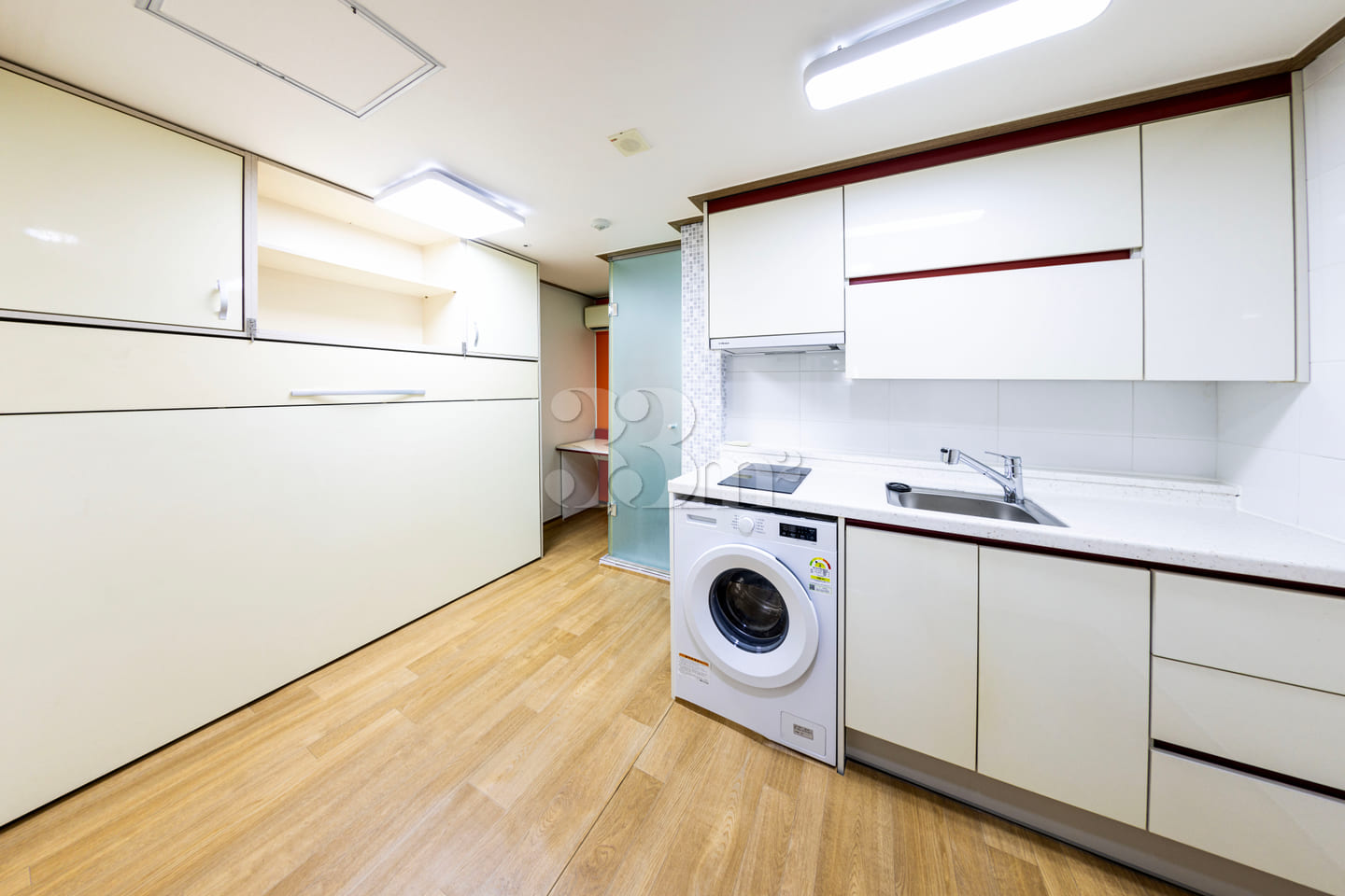 This is a studio apartment near Giheung Stati 0th image
