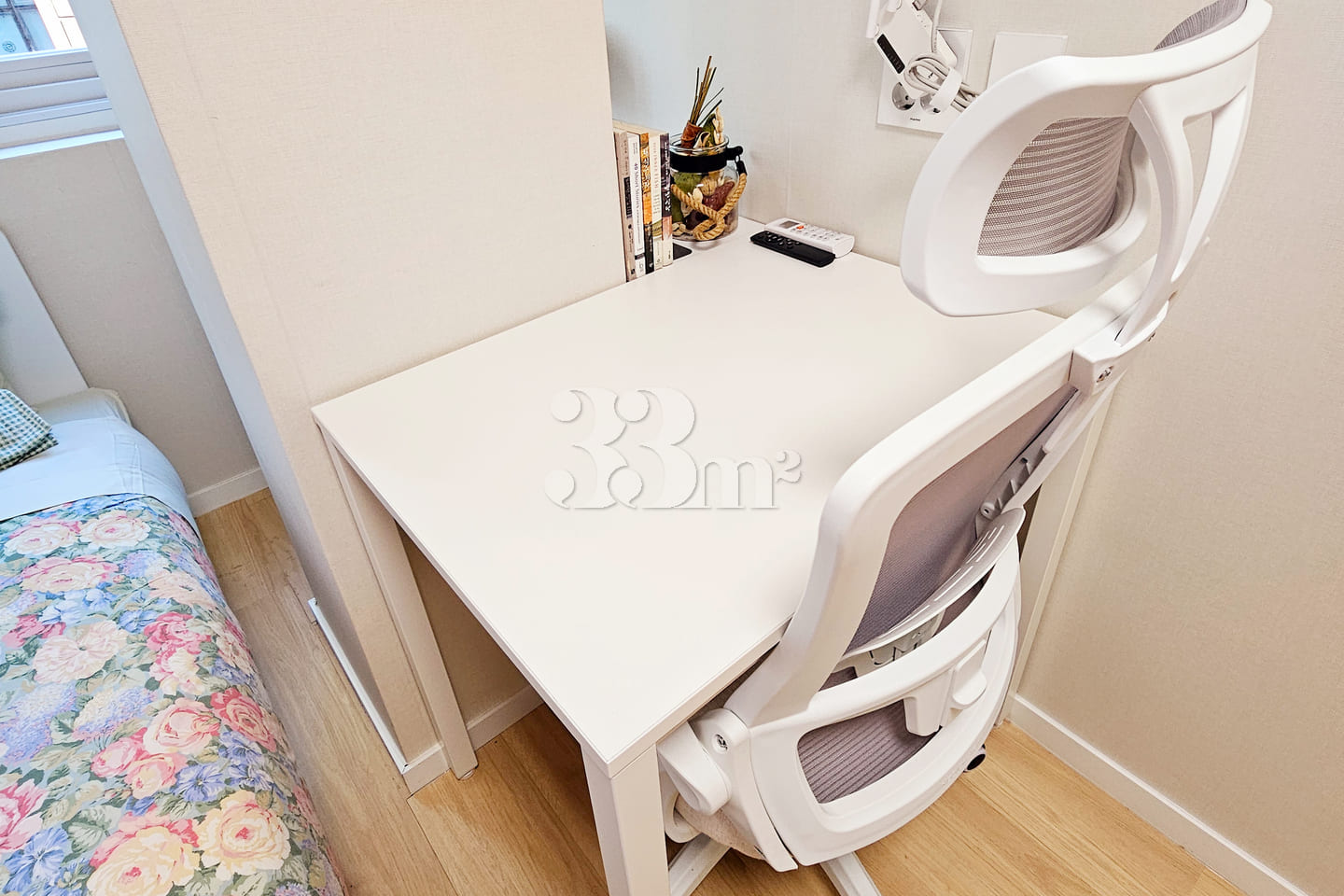 New Luxury Fully Furnished Unit 304 3th image