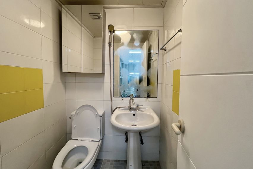 상수역7분/퀸침대/8평 4번째 이미지