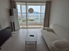 3-bedroom apartment with an ocean view 2th image