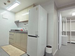 Two-bedroom apartment in Gangnam/Sinnonhyeon/ 10th image