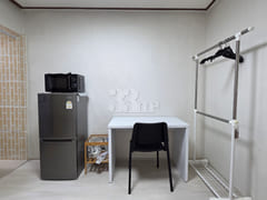Cozy Mini Room Near Jeonbuk National Universi 1th image