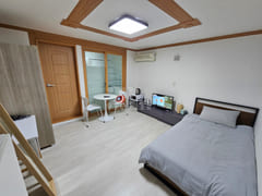 Neat Unit 304 in Oedong 6th image