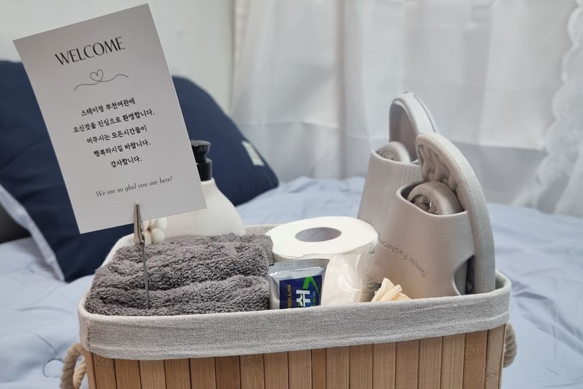 Room 102 / Warm Room / Bucheon Station 8th image