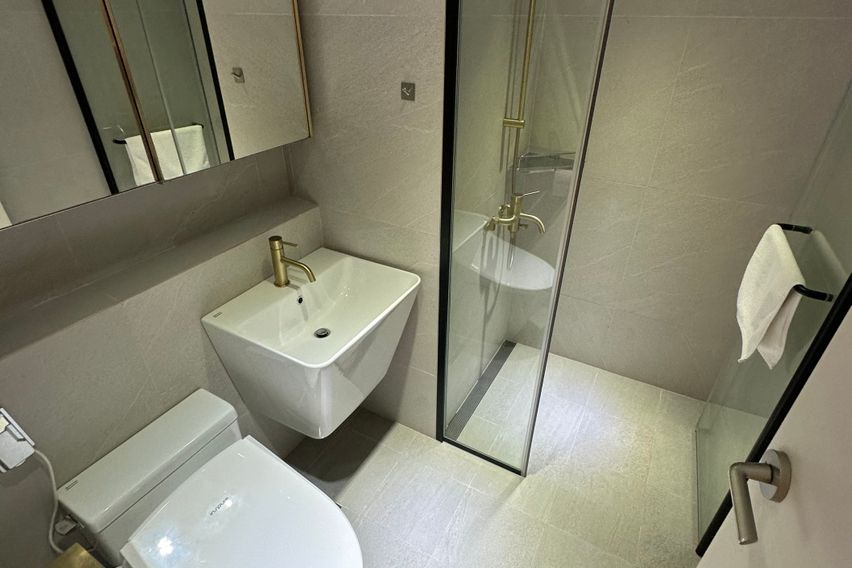 디스커버리 디뷰