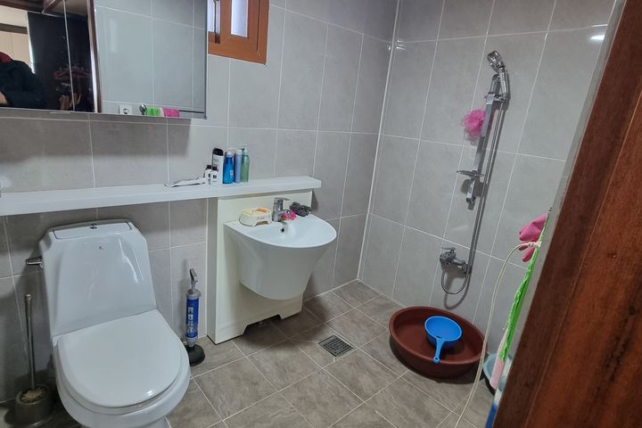 Donghae City 3-Room Unit – Super Special Pric 8th image