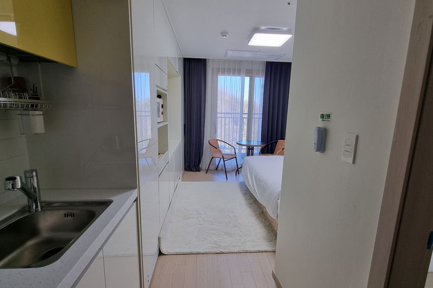 오션스테이 E7 뒷뷰 3번째 이미지