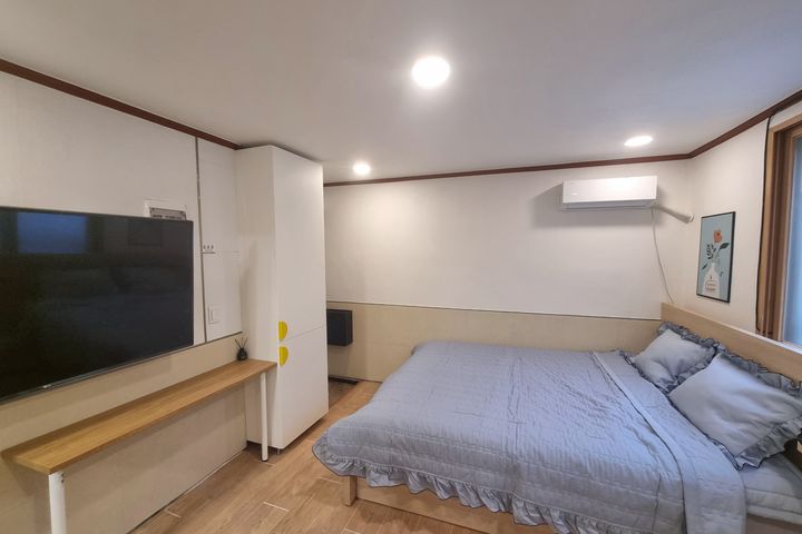 Premium option, Simmons bed (LK size) 1th image
