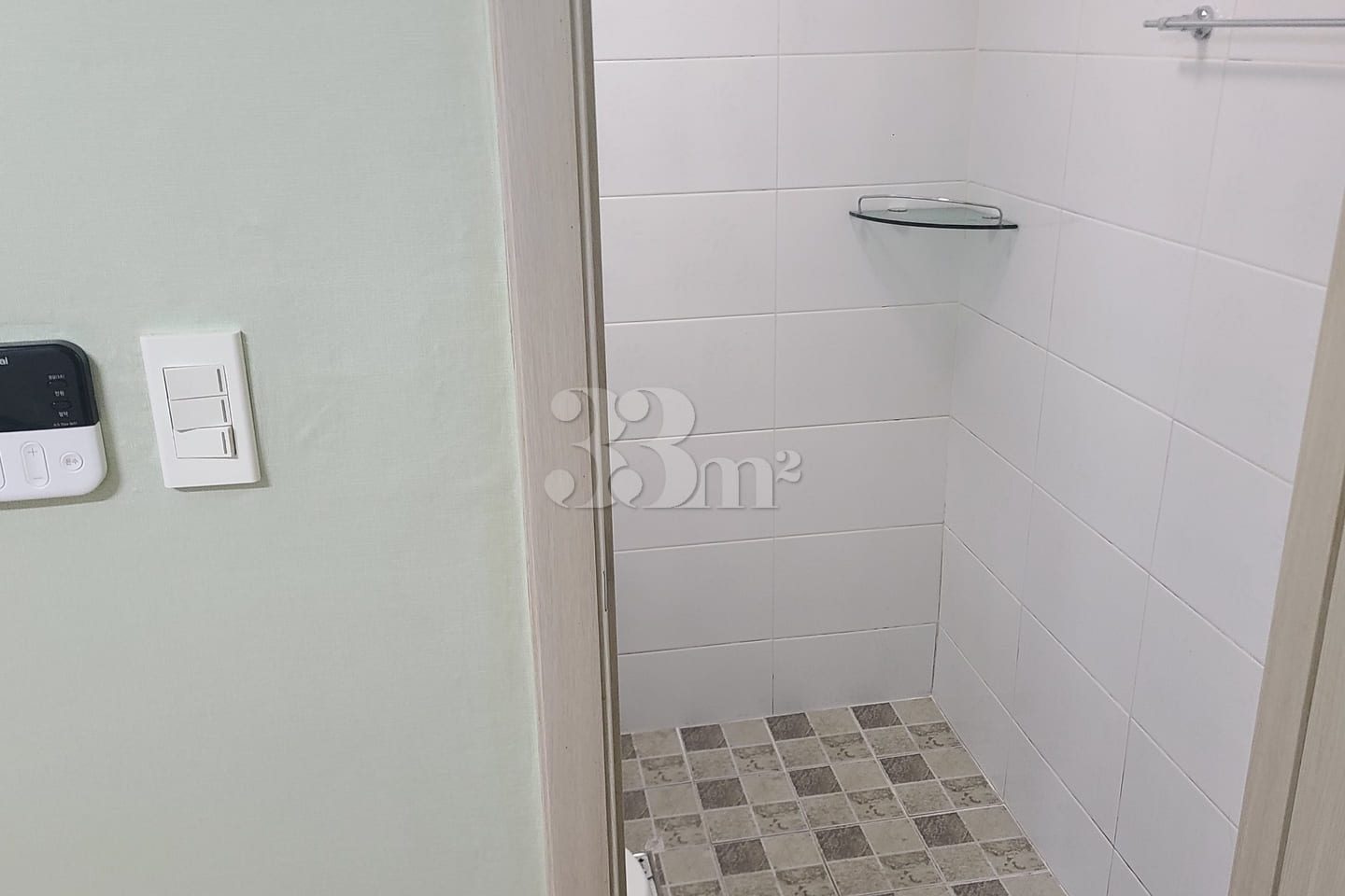Room 206 2th image