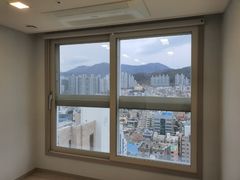 New building in front of Busan City Hall 1th image