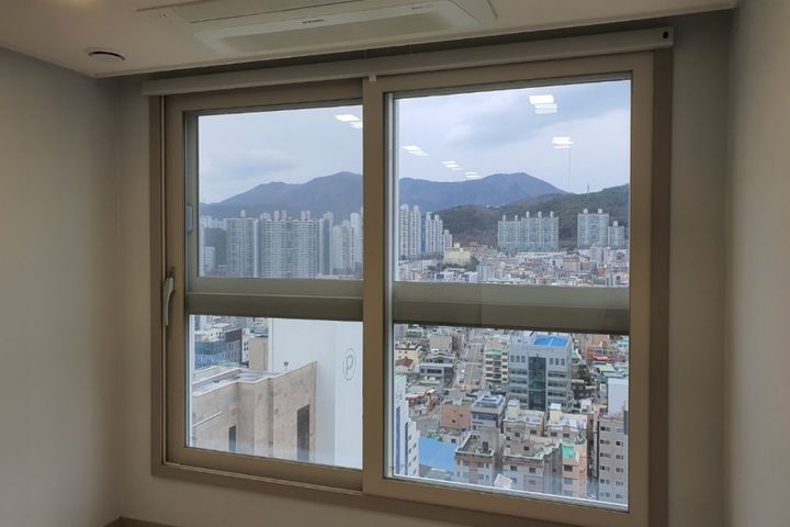 New building in front of Busan City Hall 1th image