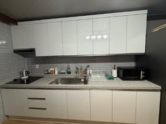 Three-room unit (cooking facilities available 6th image